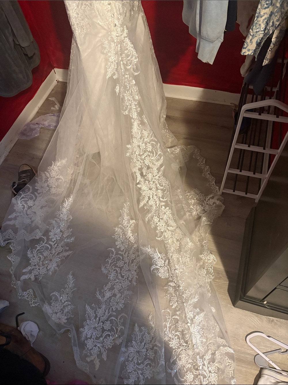 Elegant White Lace Wedding Dress with Long Train
